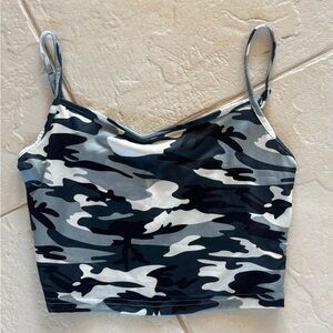 SHEIN black, grey, and white top